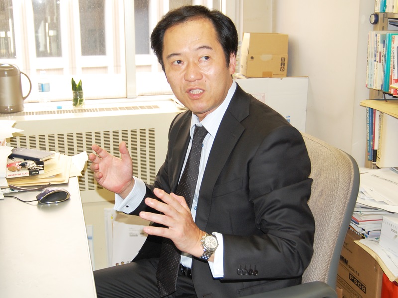 攻める中小企業 勝負の一手~攻めのIT経営中小企業百選より~【2】明治大学・岡田浩一教授インタビュー